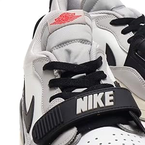Nike Air Jordan レガシーホワイト/レッド/ブラック 国内3月10日発売開始】 ナイキ エアジョーダン 1 ロー SE